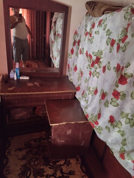 Стенка,шкафлар сотилади келишилган нархда