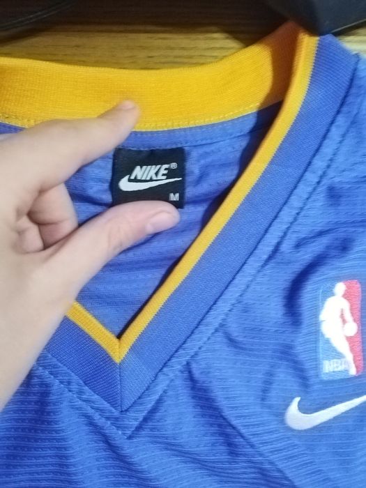 Nike Maieu basket nba curry