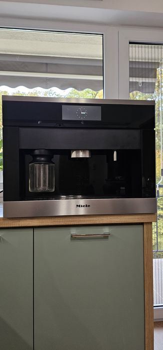 Expresor cafea Miele CVA6800