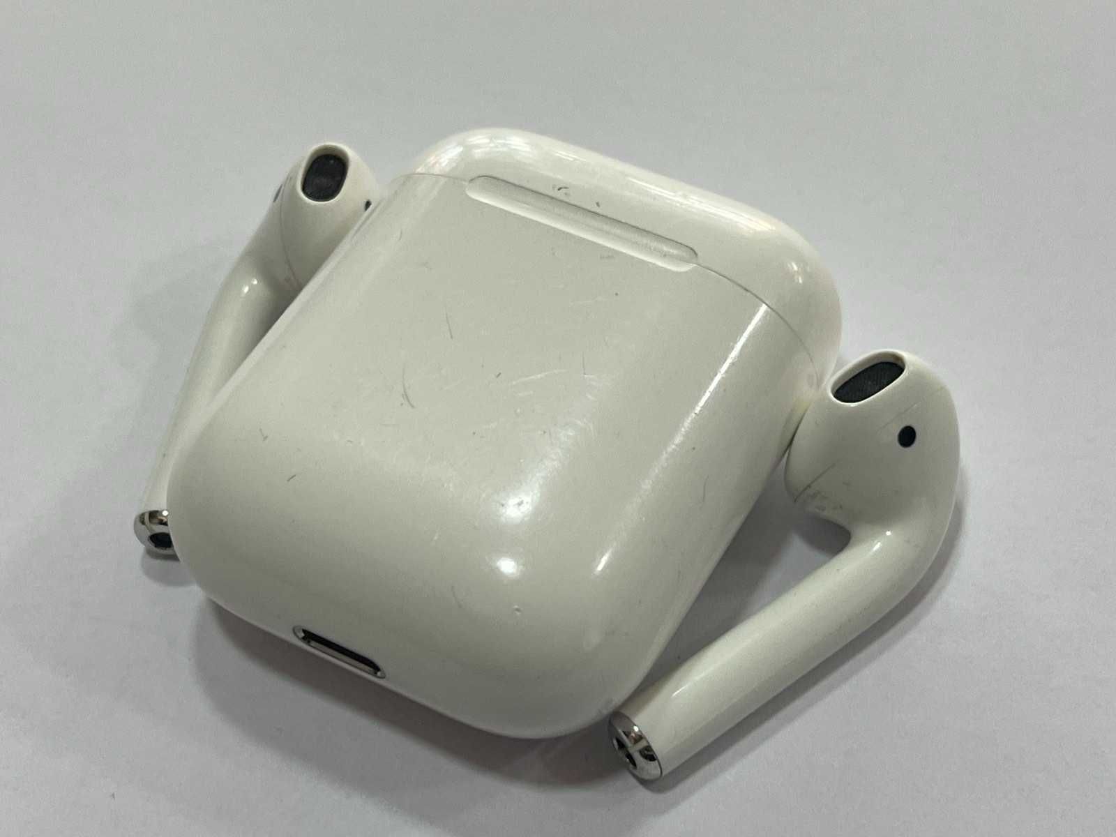 Безжични слушалки Apple AirPods 2