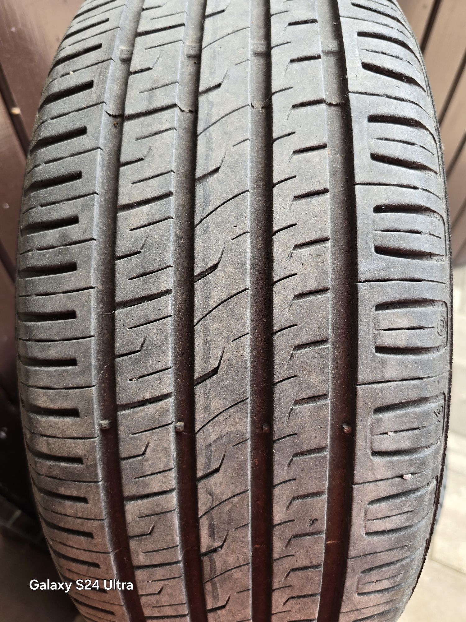 Cauciucuri Barum Bravuris  215/50 R17 Y  XL