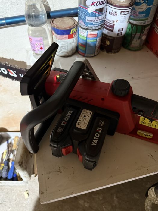 Drujba cu acumulator yato