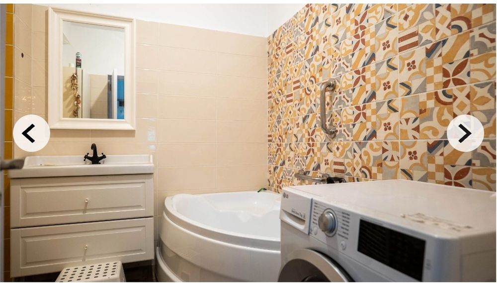 Închiriez apartament 3 camere