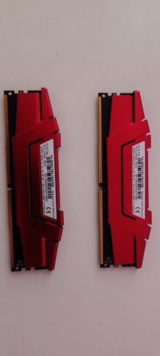 Рам памет 2х8 гб 3000 Mhz