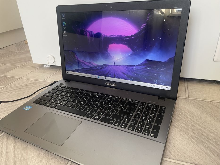 Ноутбук Asus рабочий