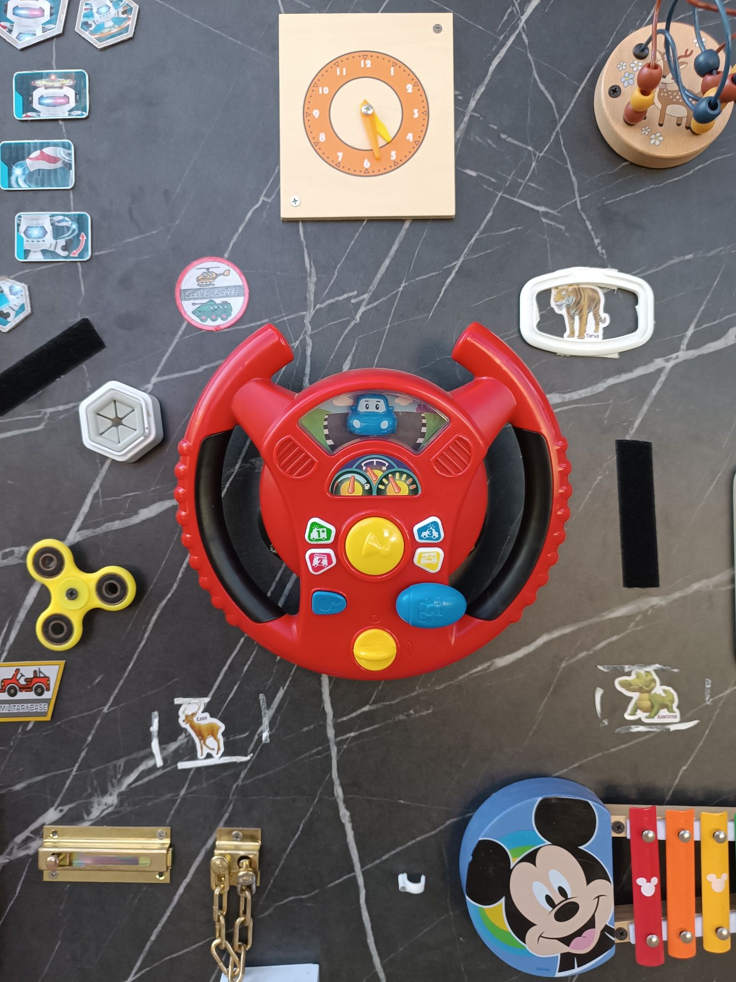 *Busy Board/Бизи борд по Монтесори - 90х90 *