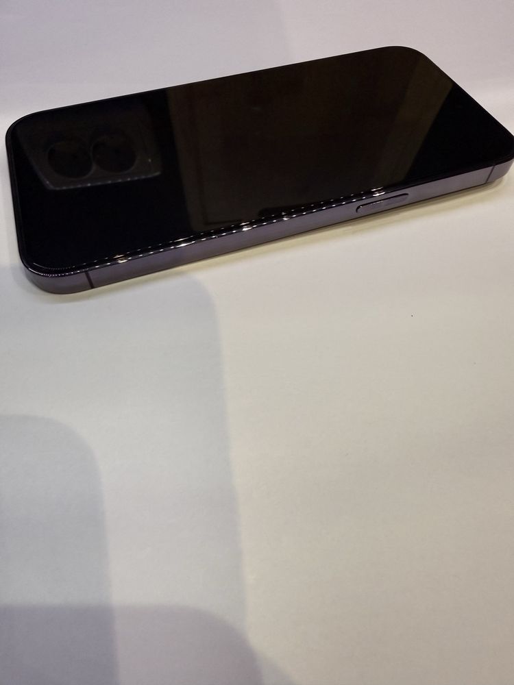Продавам Iphone 14 Pro Max 128GB
