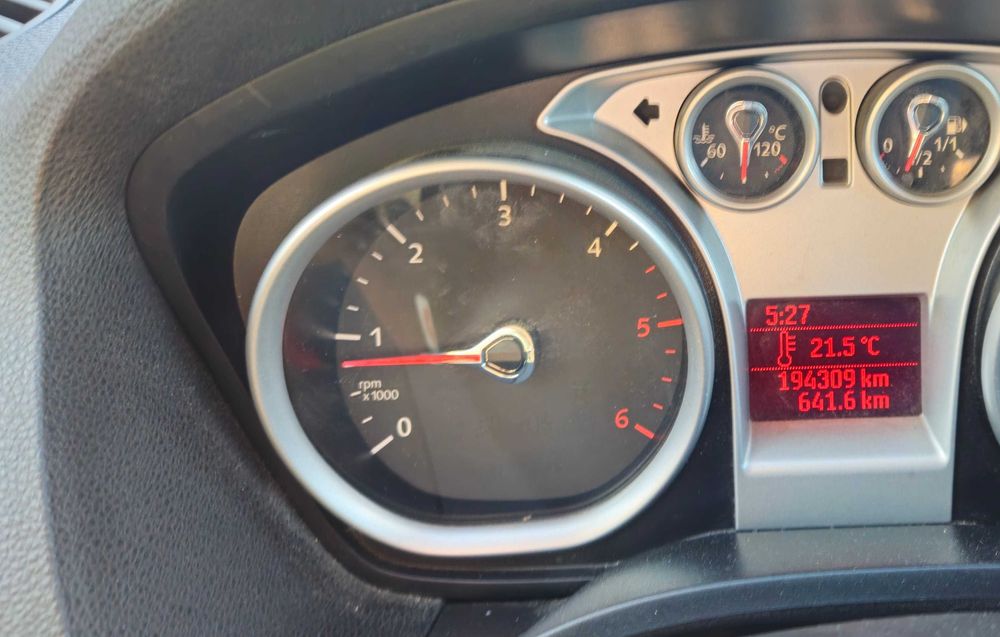 Ford Kuga - Model Trend; 2.0 TDCI, 2011, 4x4