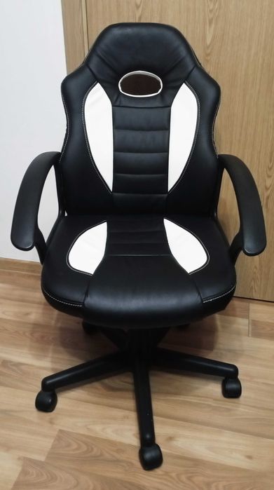 Геймърски стол черен