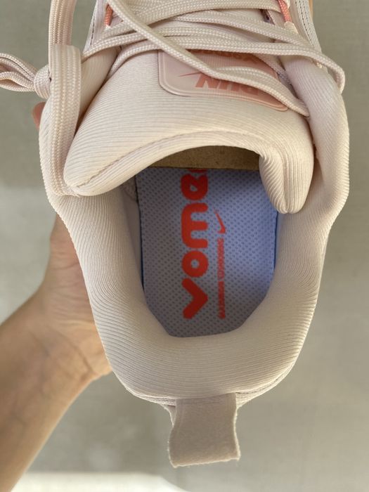 Nike Vomero 18