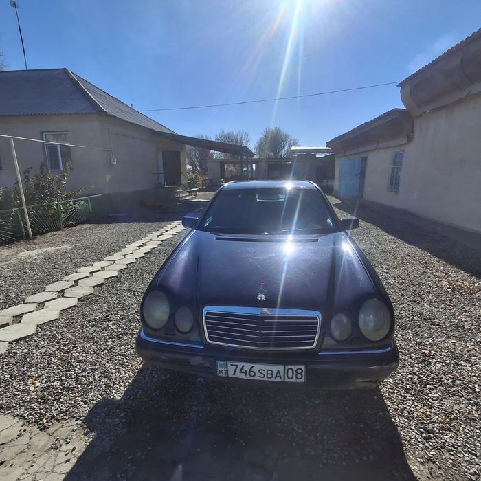 Лупарик W210. 240 E