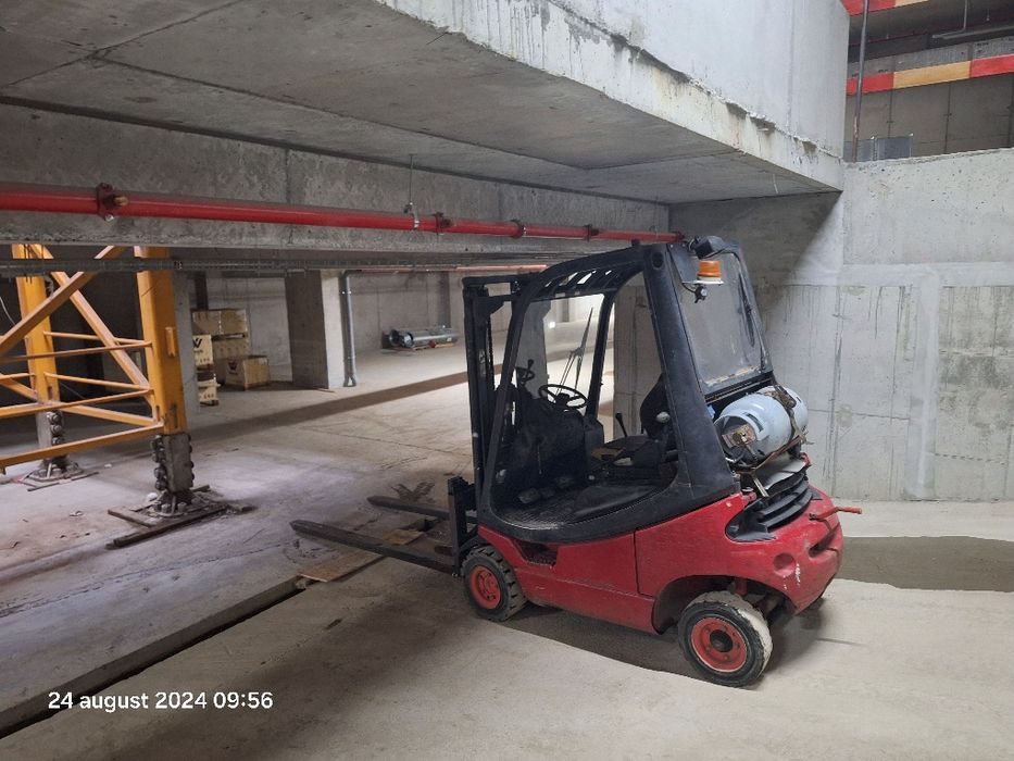 Închiriez stivuitor pentru lucrări in subsol parcări subterane