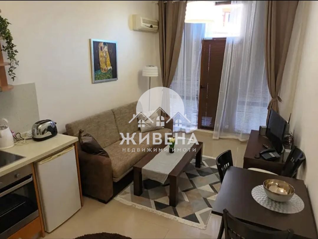Продава се Двустаен апартамент в Балчик - 55 кв.м за 819 €/кв.м - Снимка #2