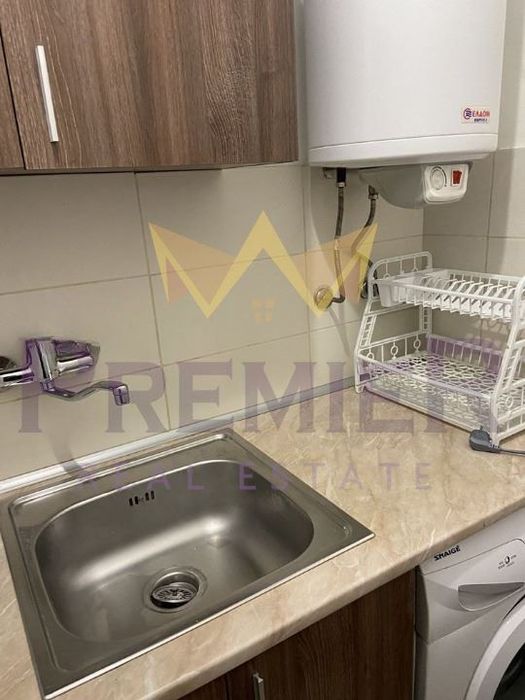 Дава се под наем Тристаен апартамент в Варна, Погреби - 64 кв.м за 479.4 € - Снимка #1