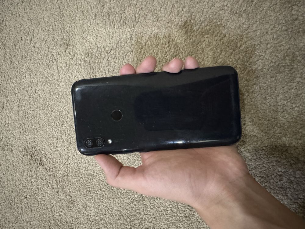 Xiomi Redmi 7 в хорошем состоянии