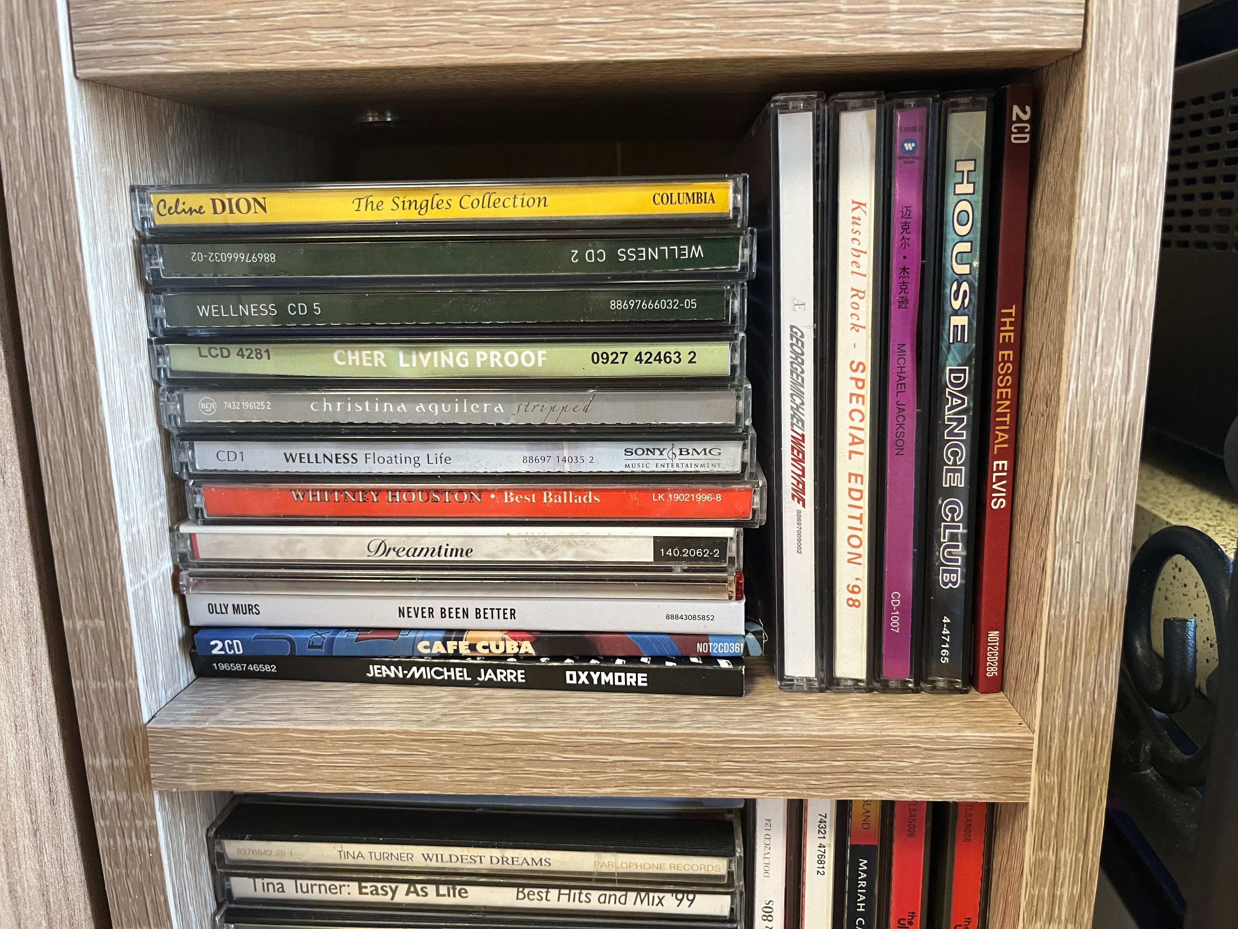 Vand statie,cd si cd uri-100Buc