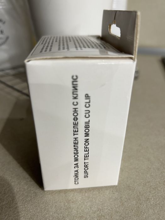 Магнитна стойка за телефон с клипс