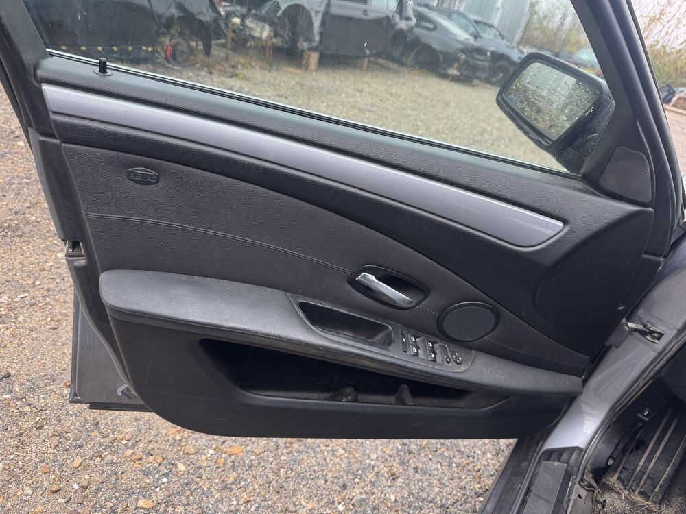 Продаваме дирекция за бмв е60 61 bmw e60 61 пълен комплект.
