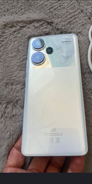 Xiomi Redmi Note 13 Pro+