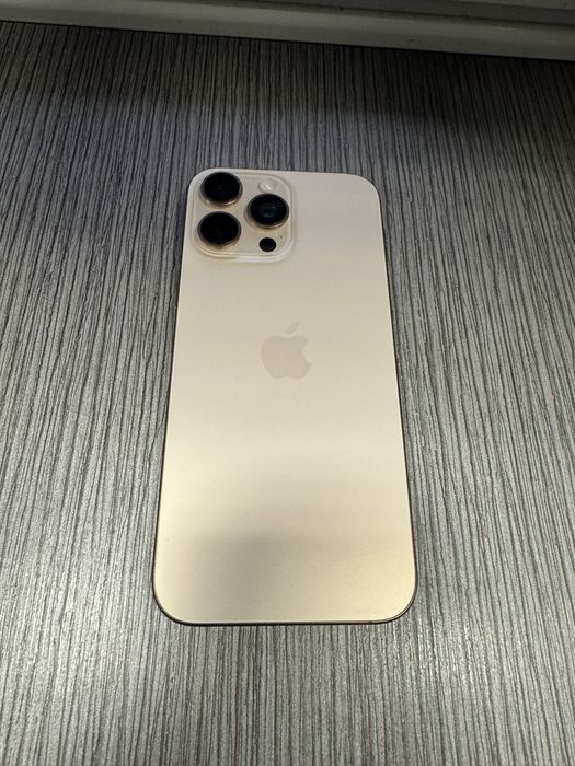 Iphone 16 Pro max 100% battery