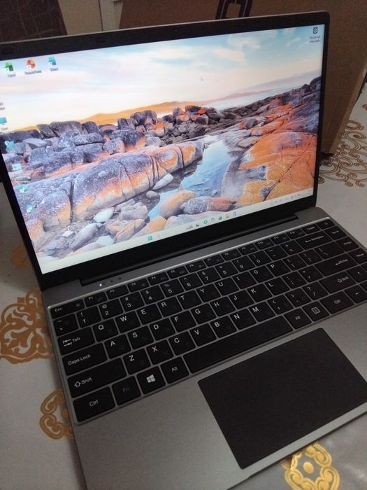 EZbook Jumper S5, Intel N4100, 12 GB DDR4, 256 GB SSD, 14" 1080p FHD