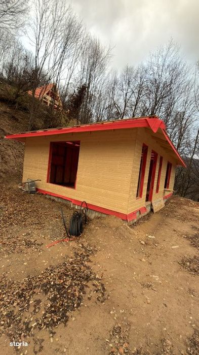 Cabane de Vanzare, 3 camere, 2 Bai, 60mp, Zona Valea Ierii