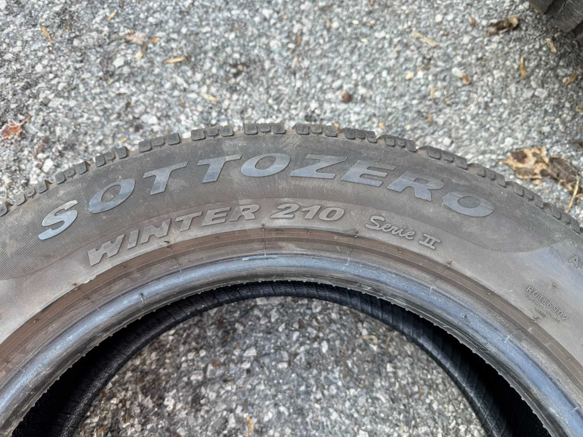 зимни Гуми PIRELLI 215/60/17 с ДОТ 25/2019