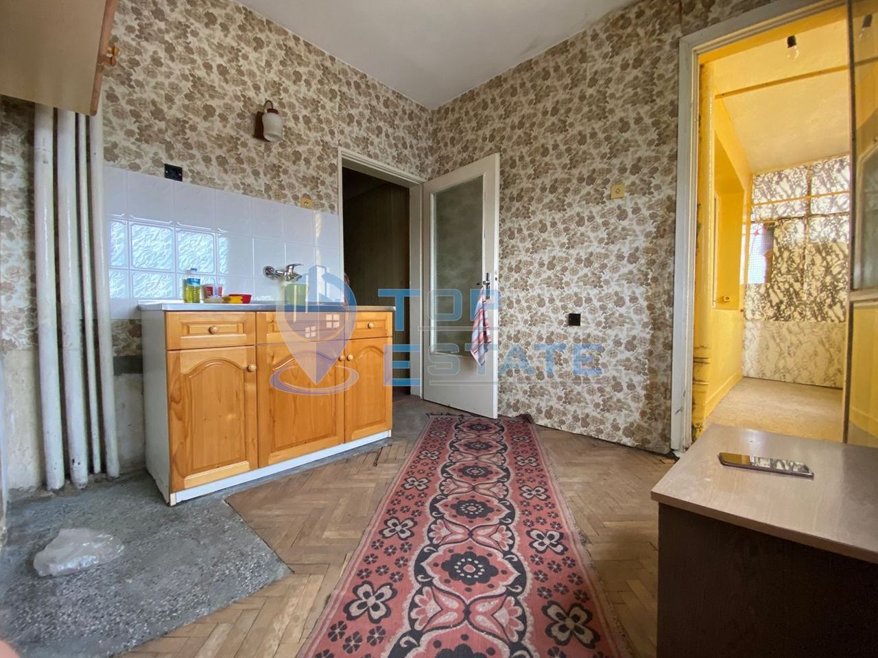 Продава се Двустаен апартамент в Горна Оряховица - 63 кв.м за 688 €/кв.м - Снимка #4