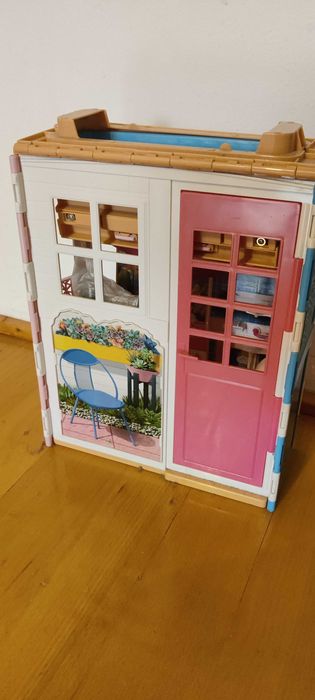 Casa Barbie cu 2 etaje portabila