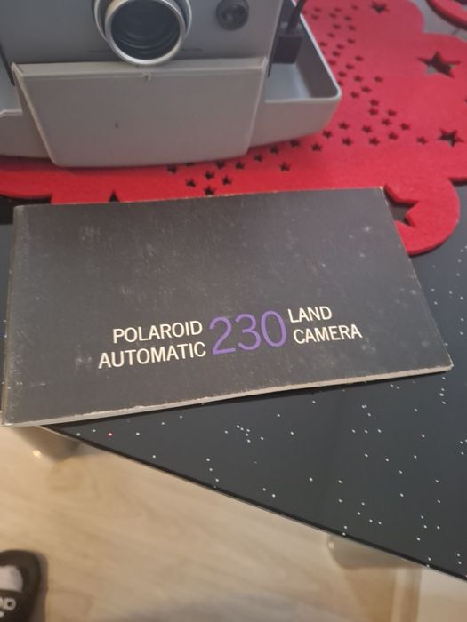 Aparat foto polaroid antic de vânzare