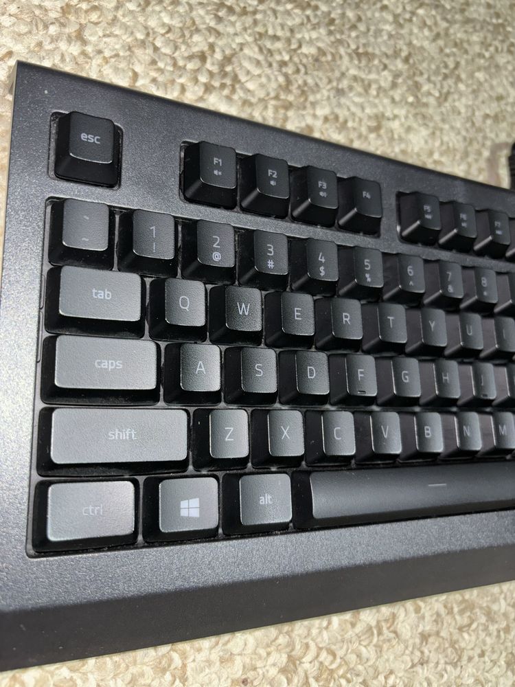 Tastatura gaming razer