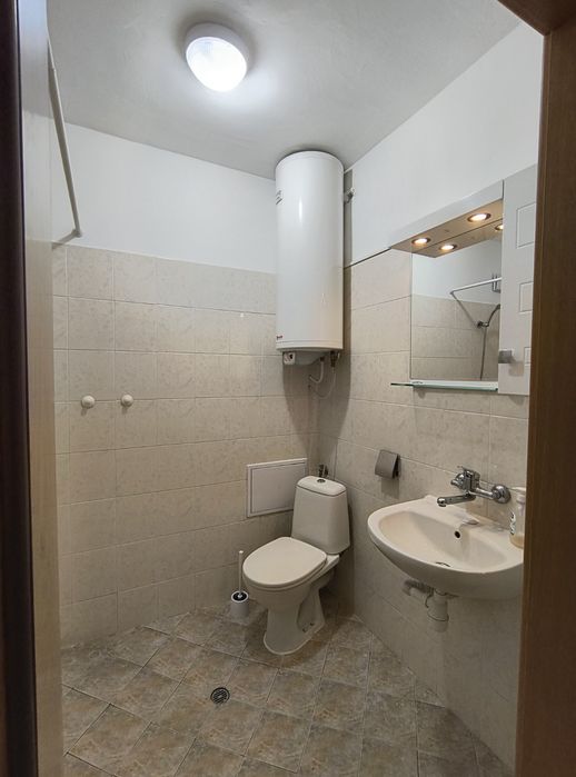 Дава се под наем Двустаен апартамент в София, Център - 80 кв.м за 663 € - Снимка #13