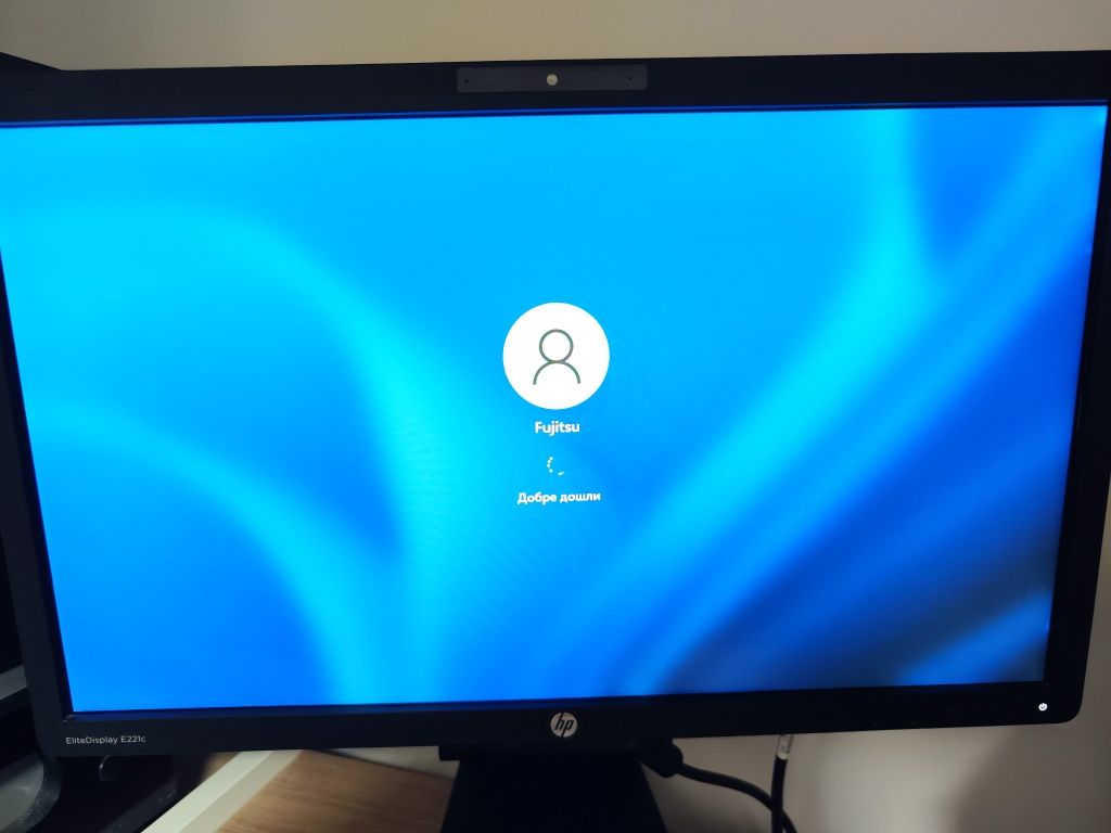 Настолен компютър Fujitsu i5-6400 CP + монитор HP
