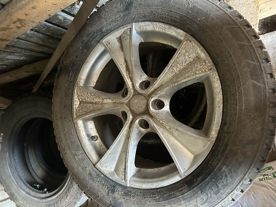 Продам диски с зимней резиной