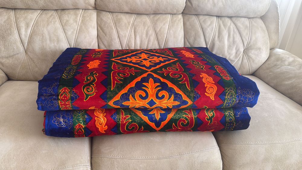 Корпеше,  подушки продам недорого