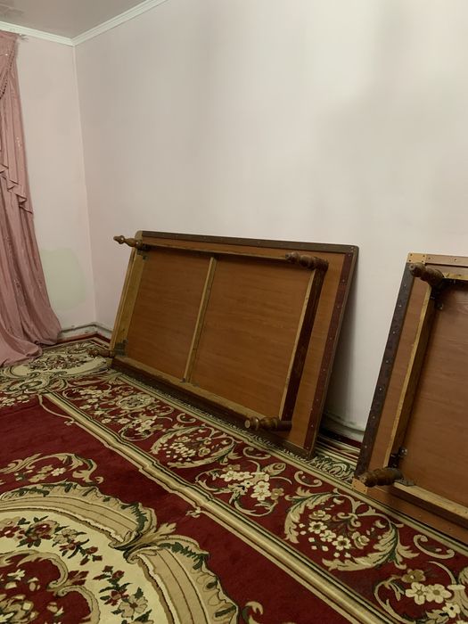 Қонақ күткенге стол