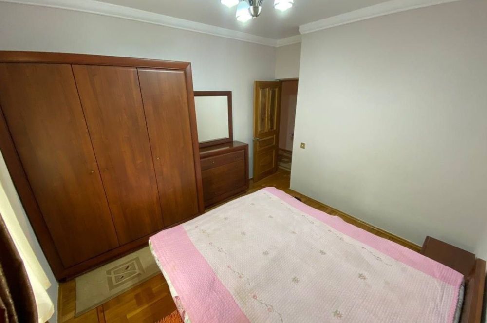 Фархатски якинида хозяйка ли