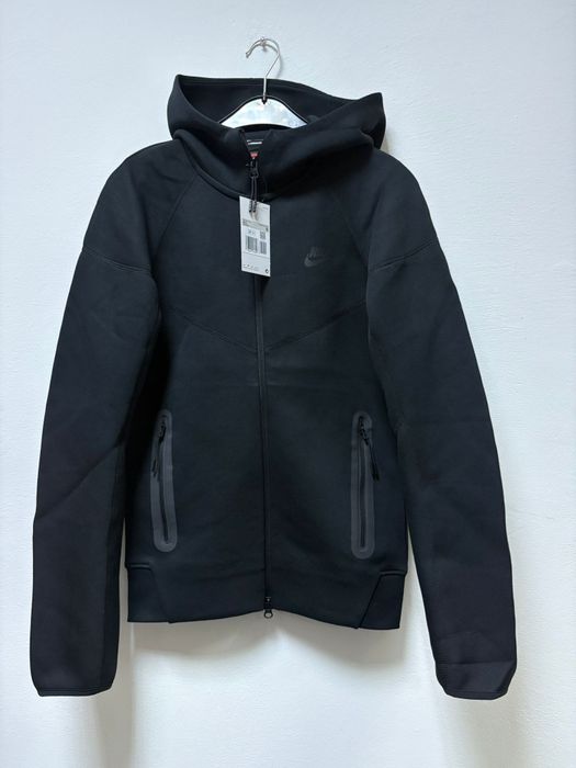 Nike Sportswear - Tech Fleece