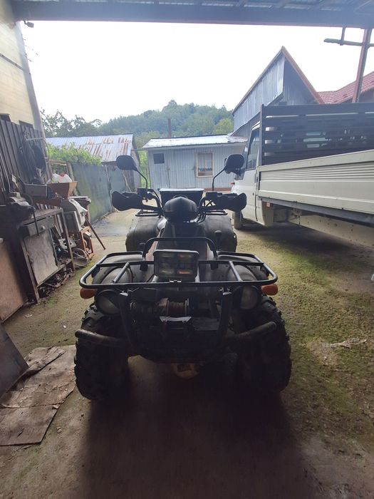 Vând atv de 300 2x4 in stare funcțională  are pompa de benzina noua