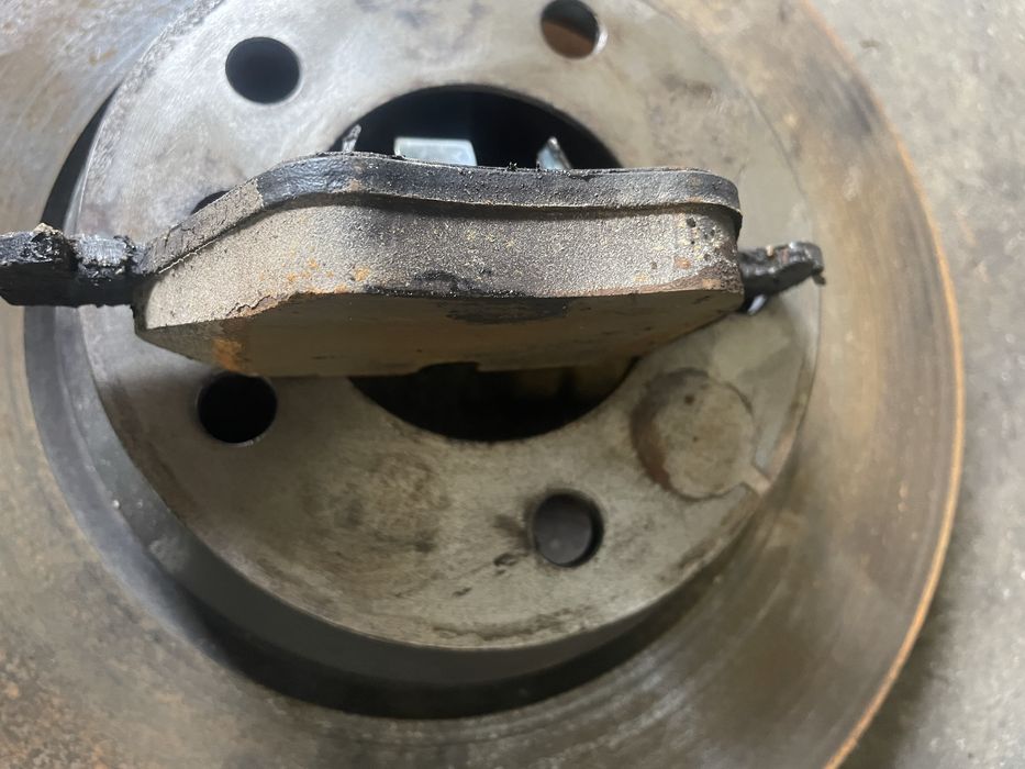 Предни дискове БМВ Е90/ Е91, 330д (diskove bmw e90, 330d)