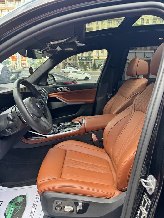 Bmw x7 xDrive40i full