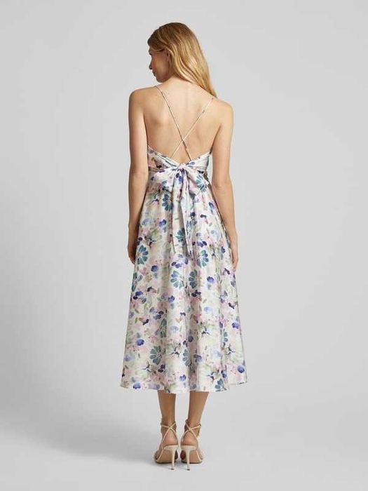 Rochie eleganta lunga mărimea 36 vaporoasa