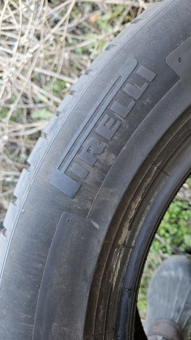 2бр гуми 225 55 17 пирели