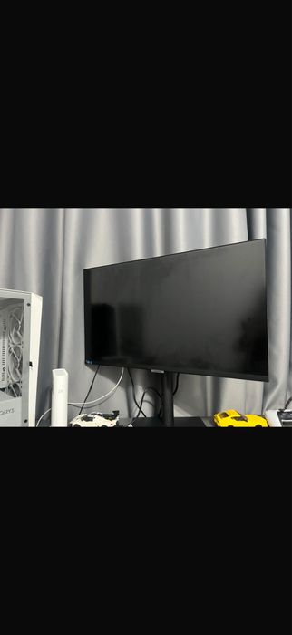 Monitor samsung q led