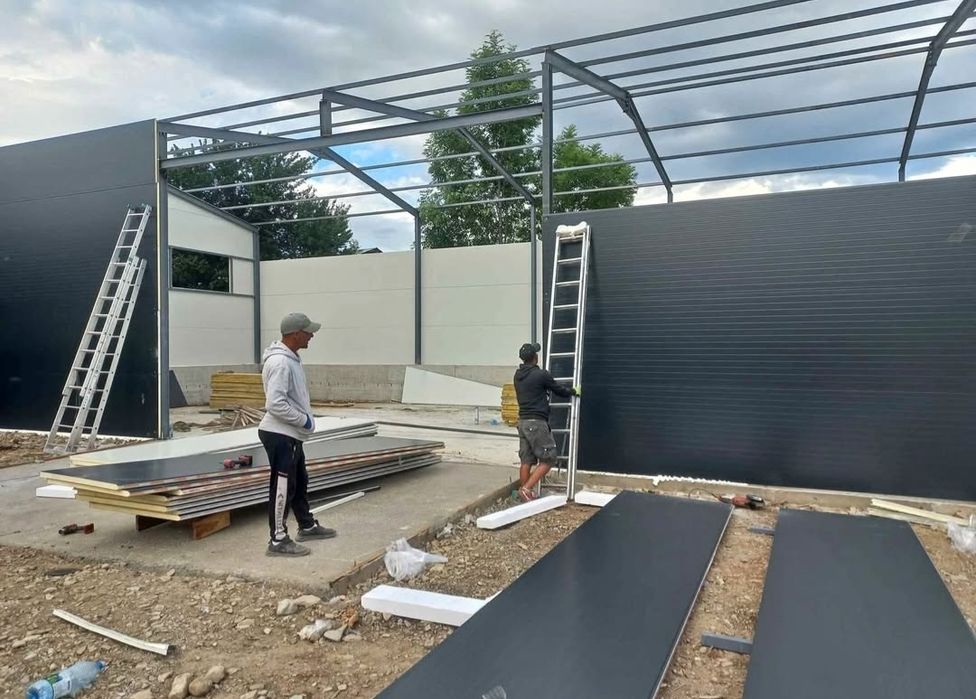 Vand hala 11x30x4h la prețul cel corect