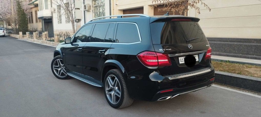 Mercedes GLS 400