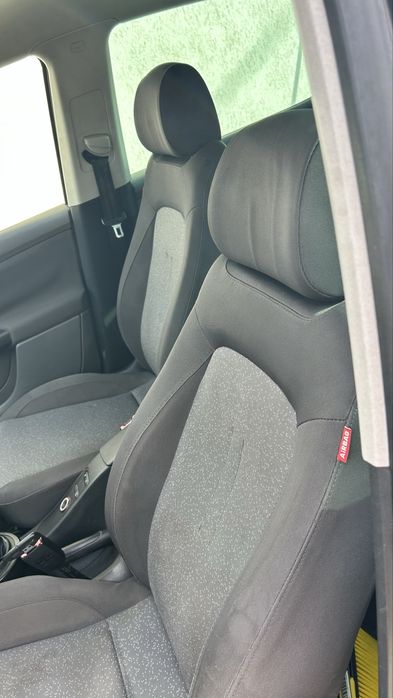 Vand Seat altea 1.9  an 2005 ………..