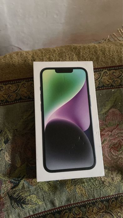 Айфон 14 128гб.