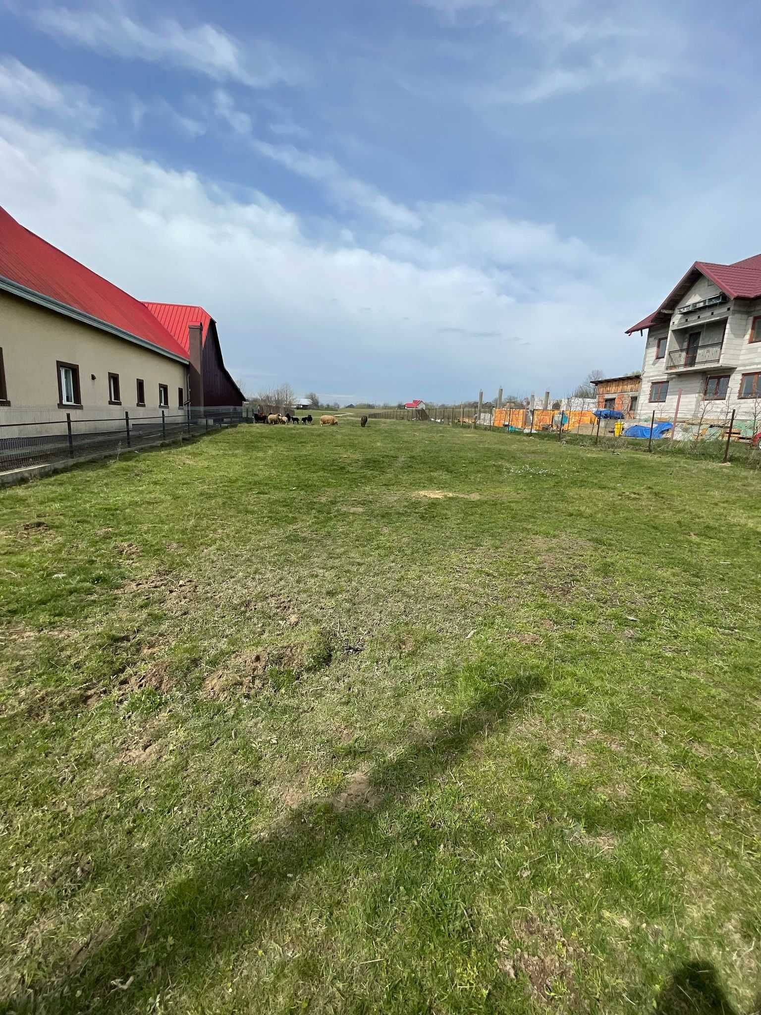 Teren 18.7 ari – pleaț de casă – zonă excelentă