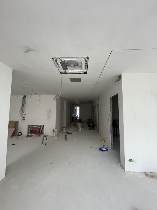 Constructii case cu predare la cheie si renovari